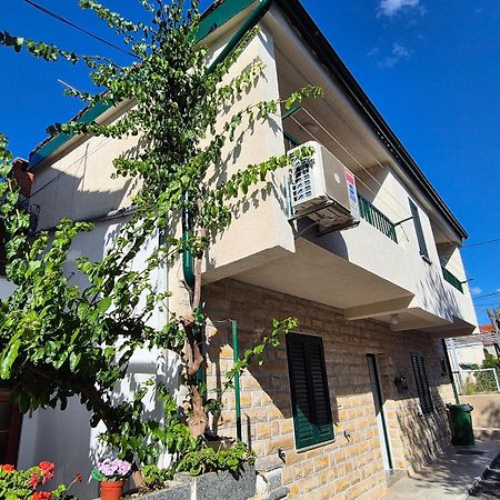 Holiday Home Marija Biograd Na Moru Exteriér fotografie